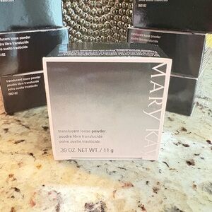 Mary Kay Translucent Loose Powder